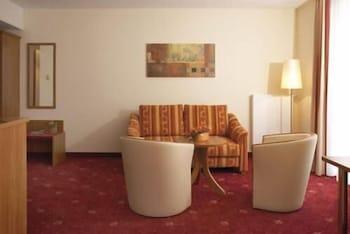 Waldhotel Nachtigall Paderborn Buitenkant foto