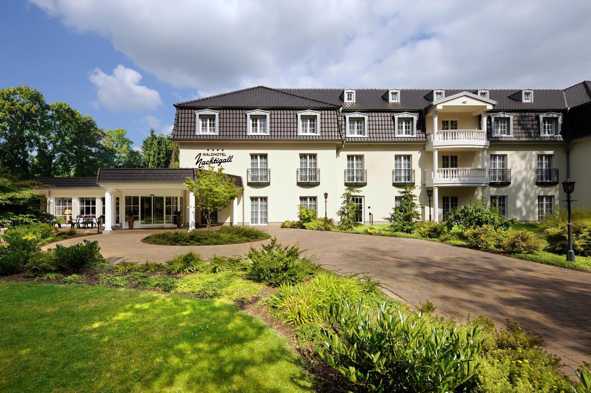 Waldhotel Nachtigall Paderborn Buitenkant foto