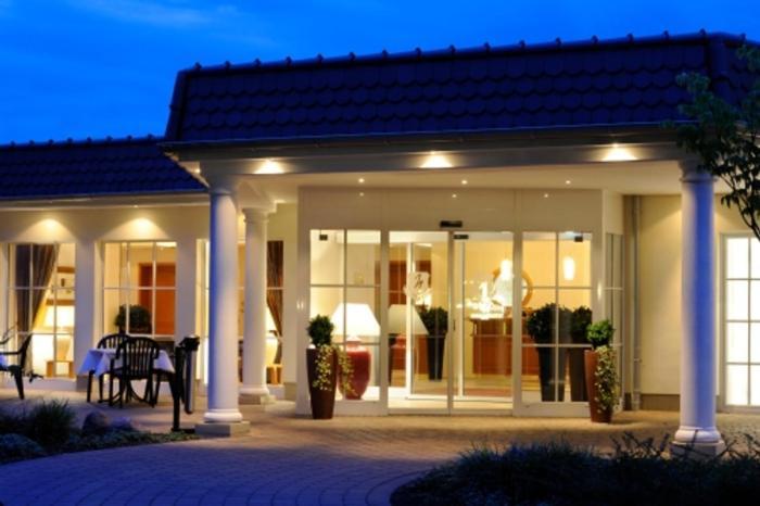 Waldhotel Nachtigall Paderborn Buitenkant foto